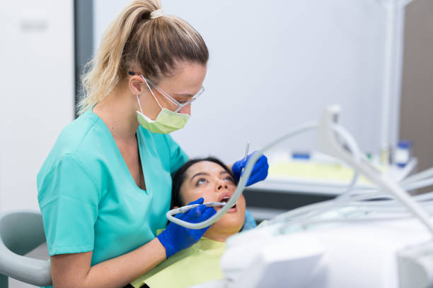 Best Emergency Tooth Extraction in Corunna, MI